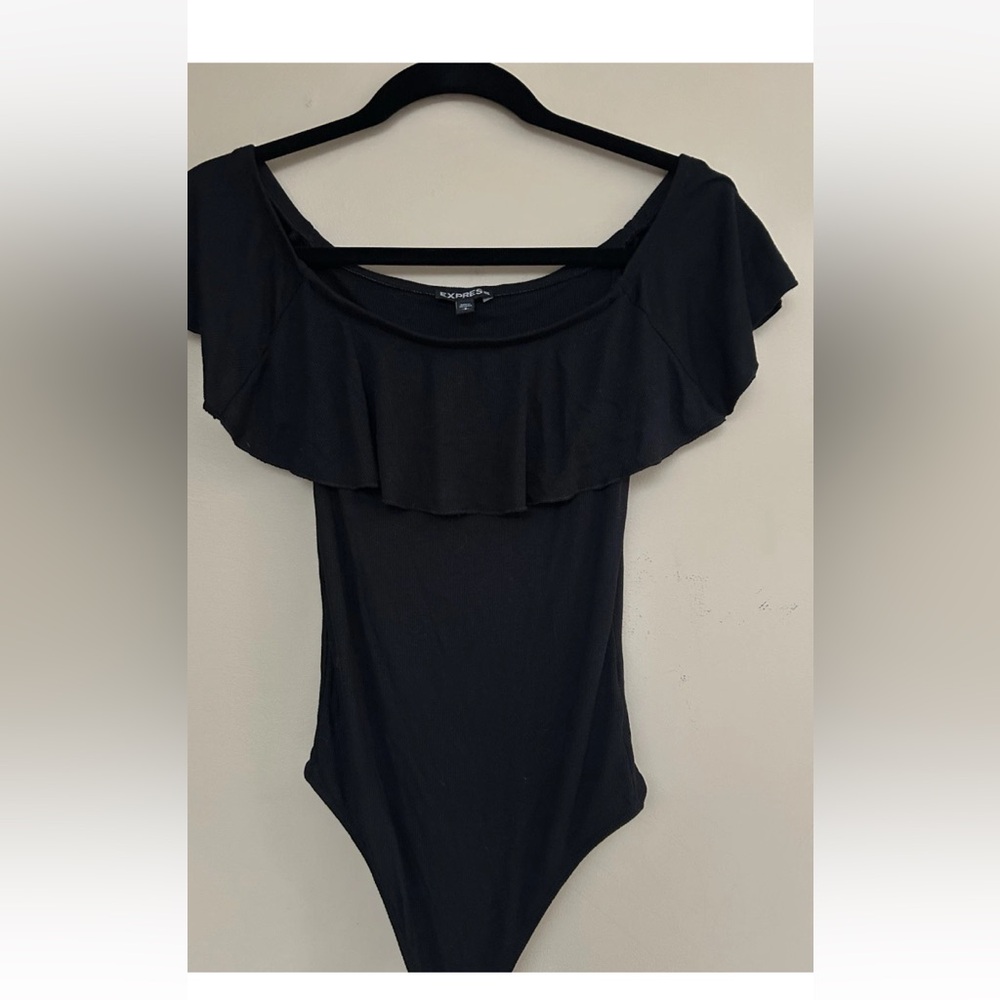 Express bodysuit ribbed size small black ruffle